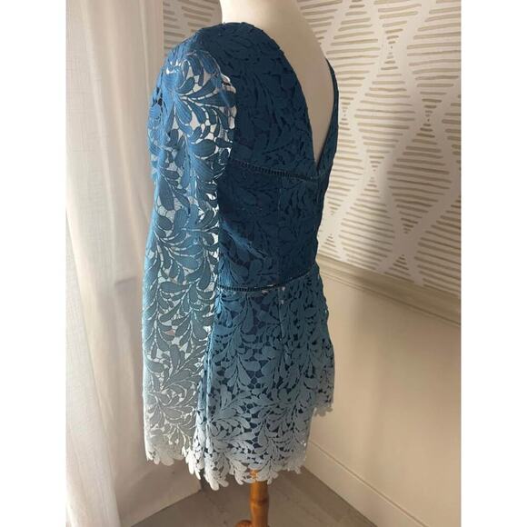 NWT Adelyn Rae Women’s Small Blue Ombré Lace Overlay Romper - Picture 6 of 10